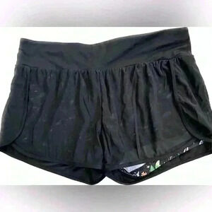 Fabletics Active Black Mesh Layered Renata Pattern Running Yoga  Shorts Large